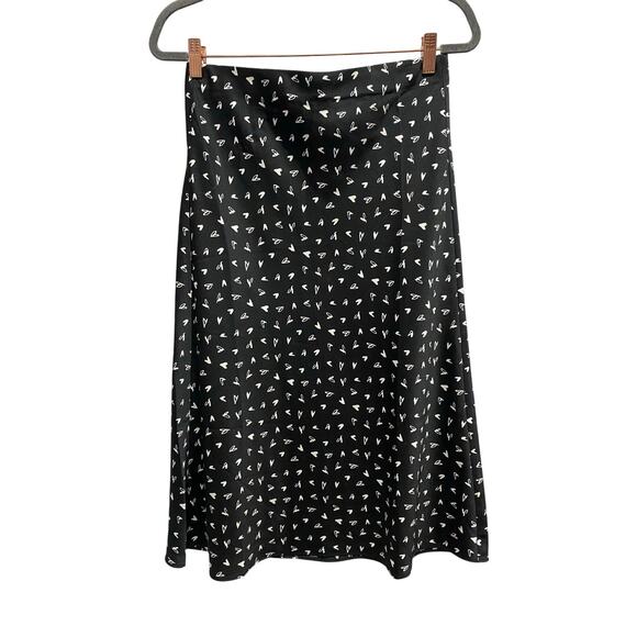 LOFT Black Midi Skirt With Heats Pull On Sz S Flirty Datenight Cute Whimsycore - Picture 1 of 6